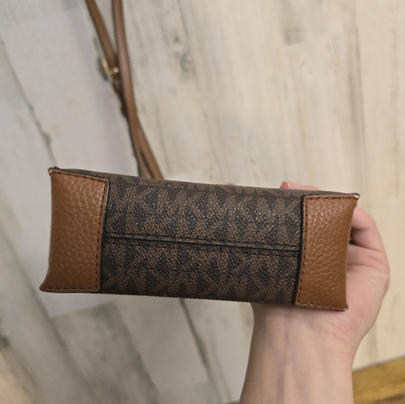 Michael Kors Brown Crossbody Bag - Picture 6 of 13